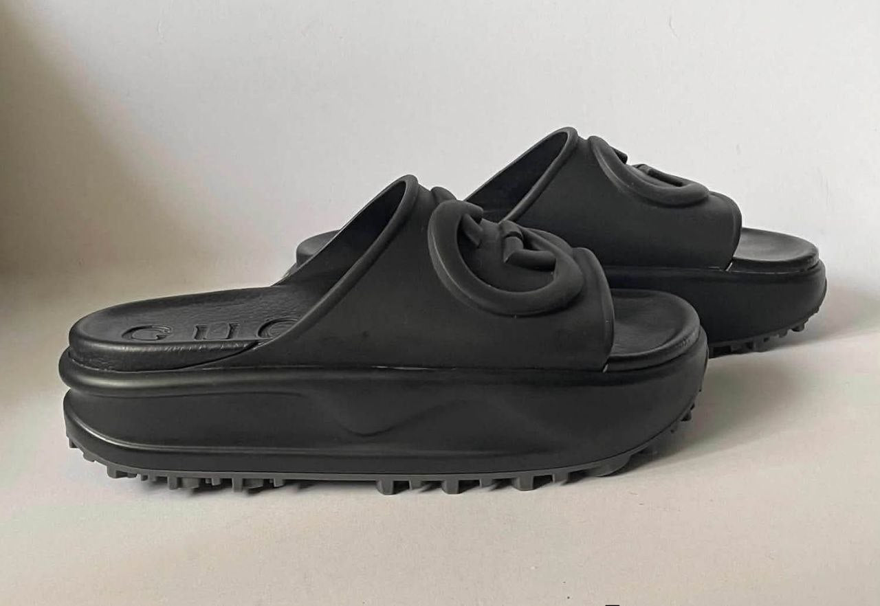 Gucci Interlocking G Platform Slide Sandals Black Size 37 – Pre-Owned