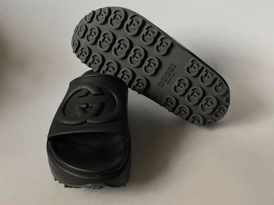 Gucci Interlocking G Platform Slide Sandals Black Size 37 – Pre-Owned