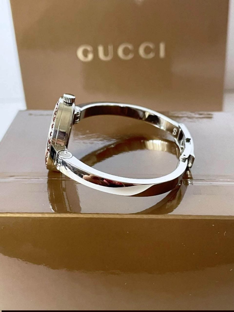 Gucci 105 Series Bangle Watch Stainless Steel – Pre-Owned