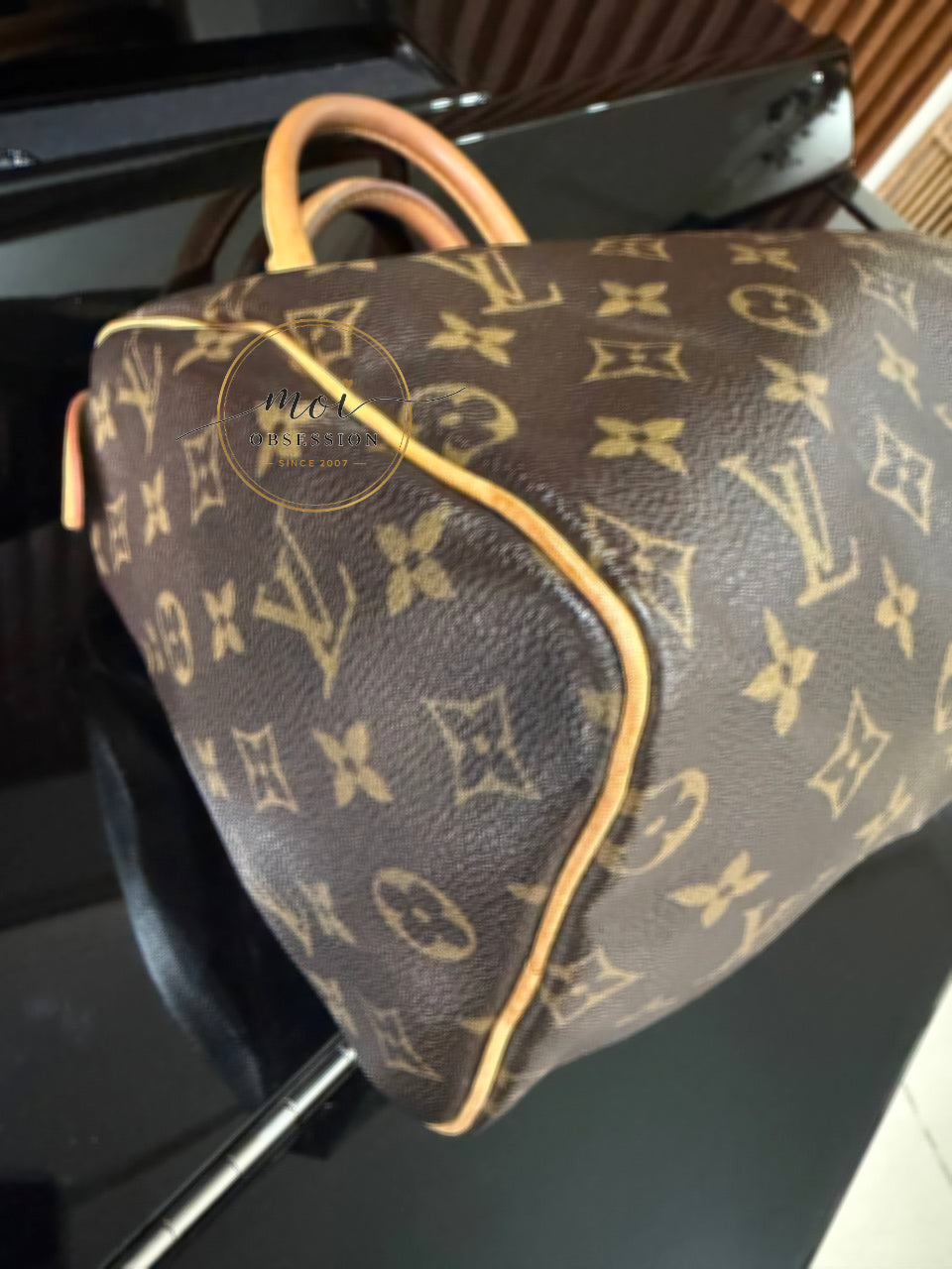 LOUIS VUITTON SPEEDY 25 MONOGRAM SLIGHTLY USED CONDITION