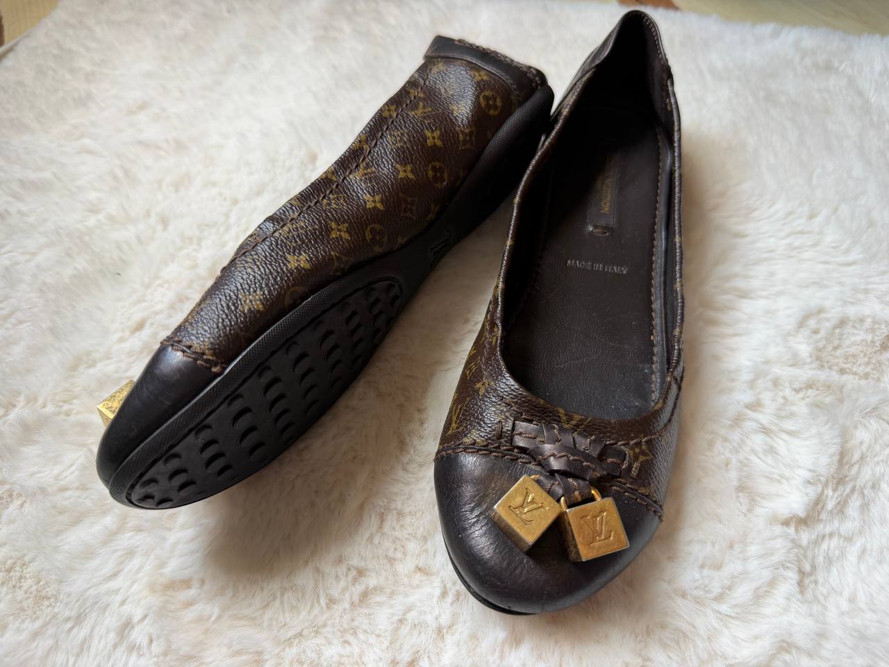 LOUIS VUITTON BALLERINA LOVELY MOONGRAM FLATS SIZE 35