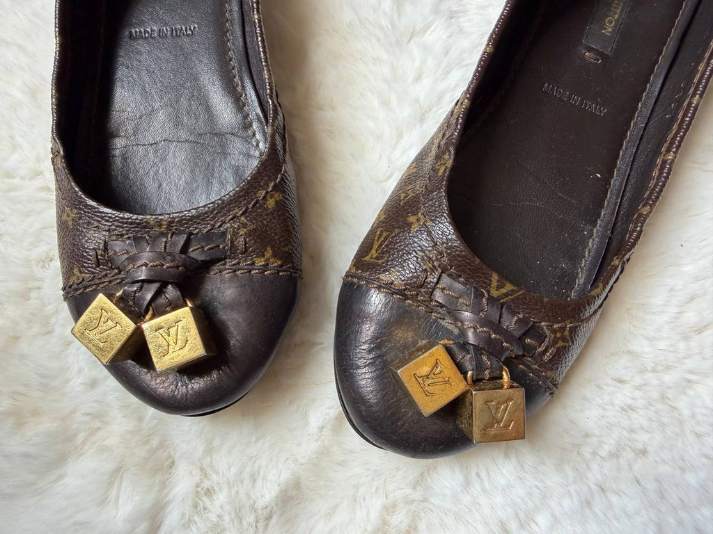 LOUIS VUITTON BALLERINA LOVELY MOONGRAM FLATS SIZE 35