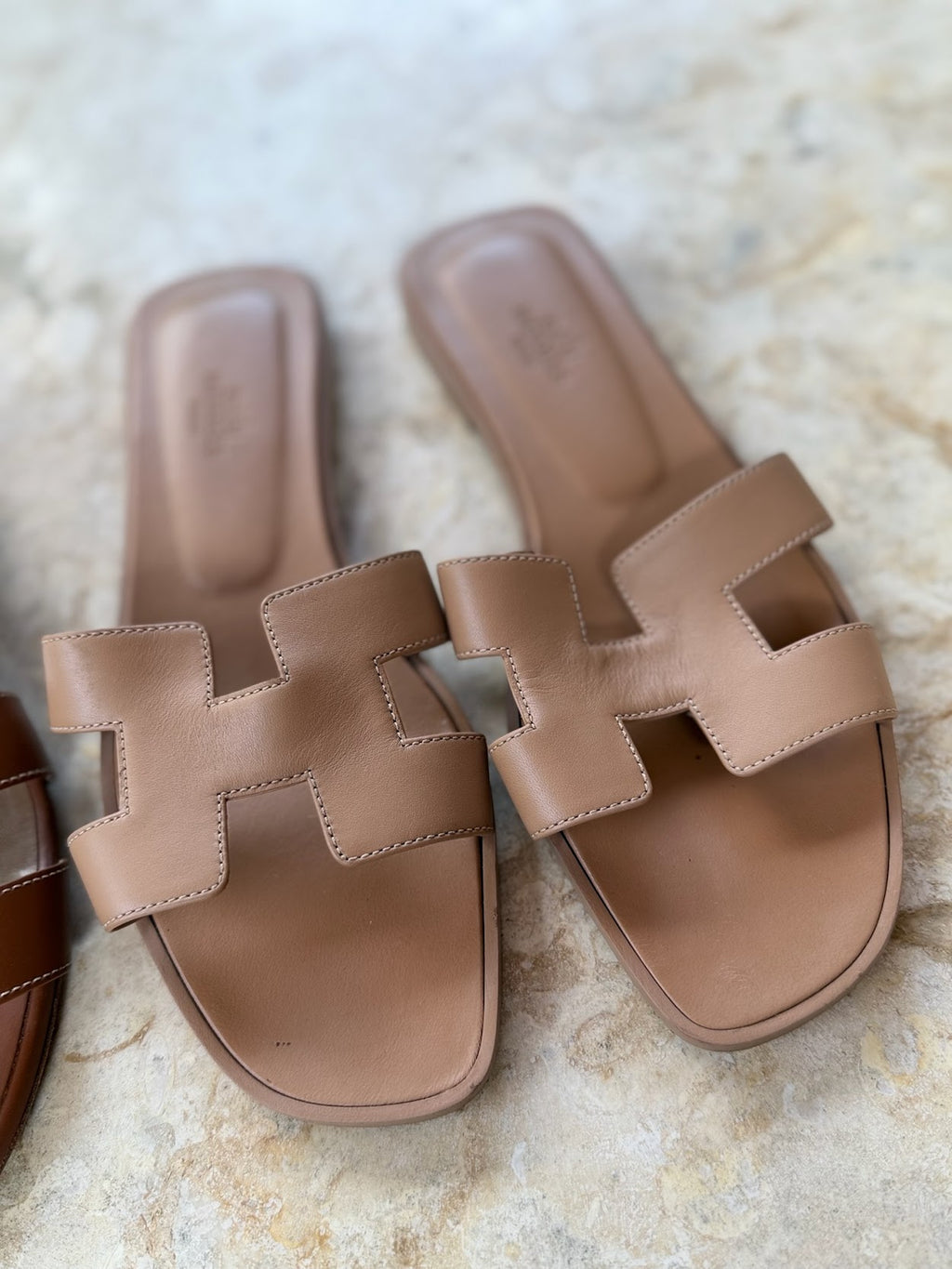 HERMÈS ORAN SANDALS size 38 1/2 slightly used