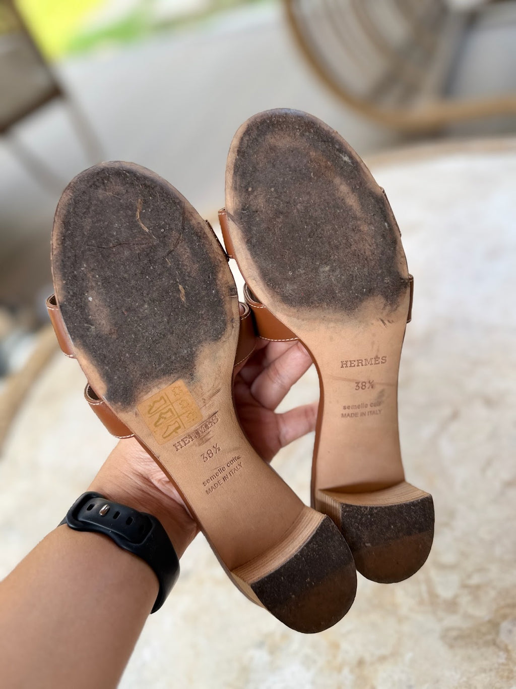 HERMES OASIS SIZE 38 1/2 slightly used