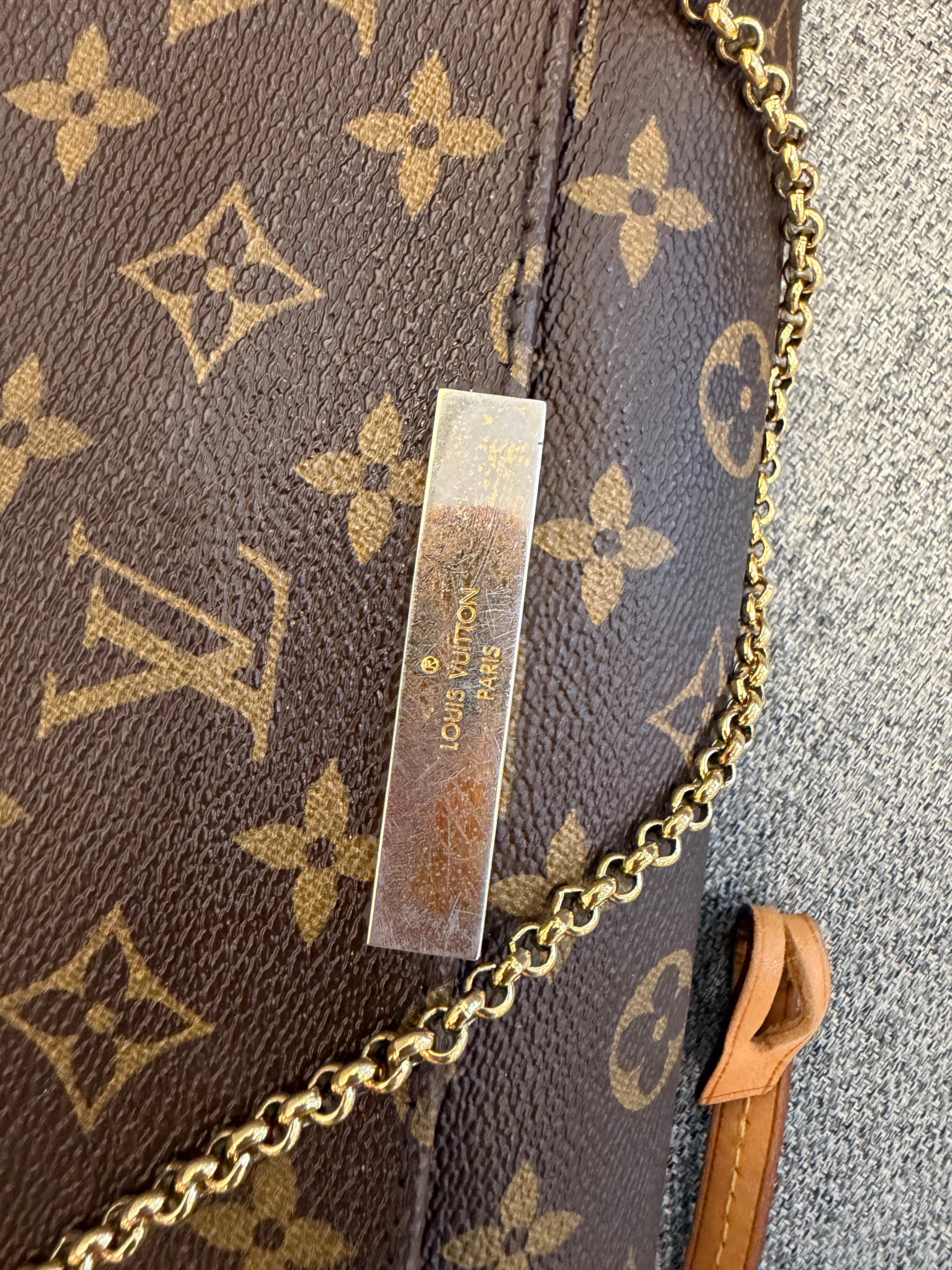 Pre-owned Louis Vuitton Favorite PM Monogram