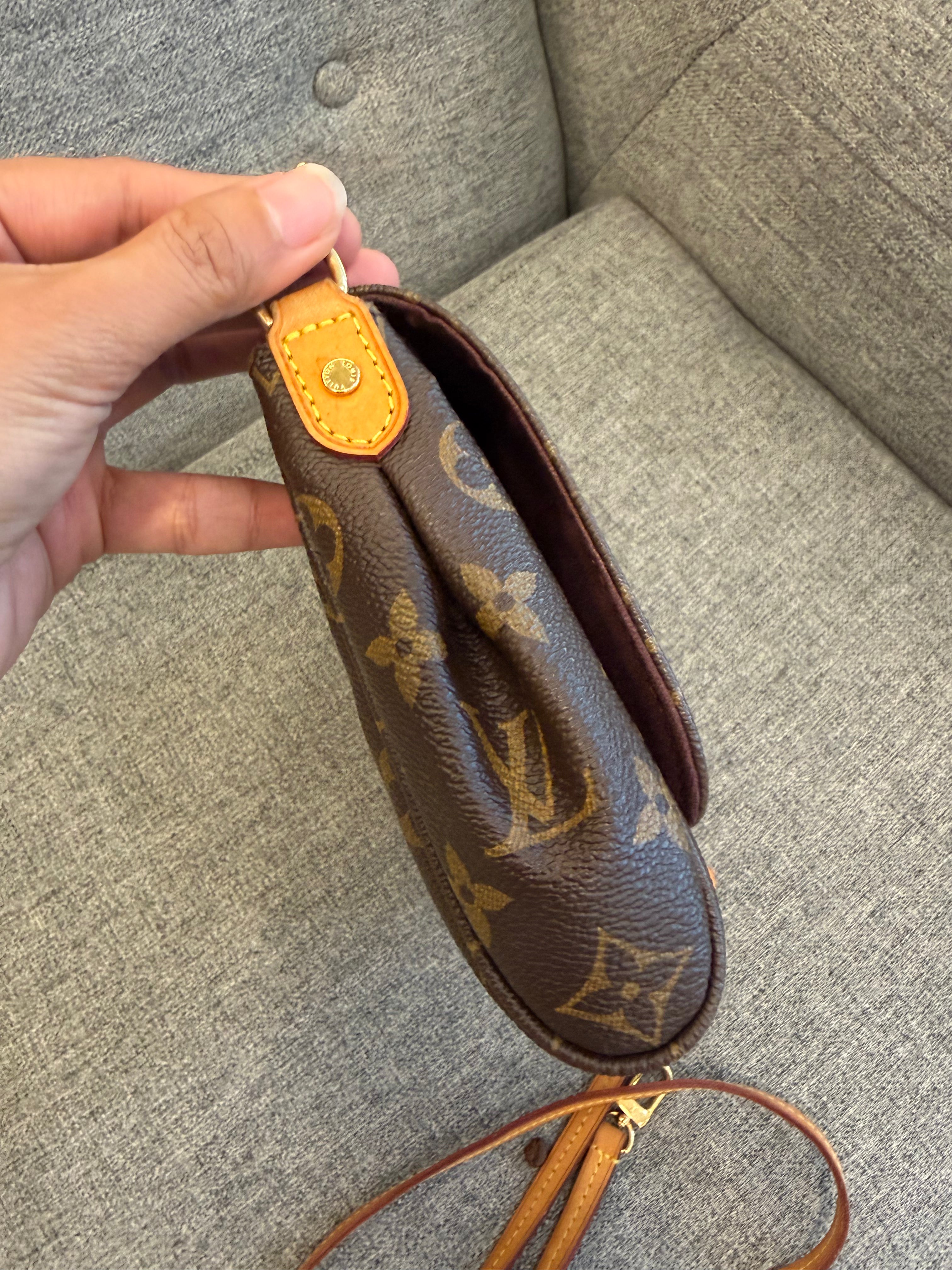 Pre-owned Louis Vuitton Favorite PM Monogram