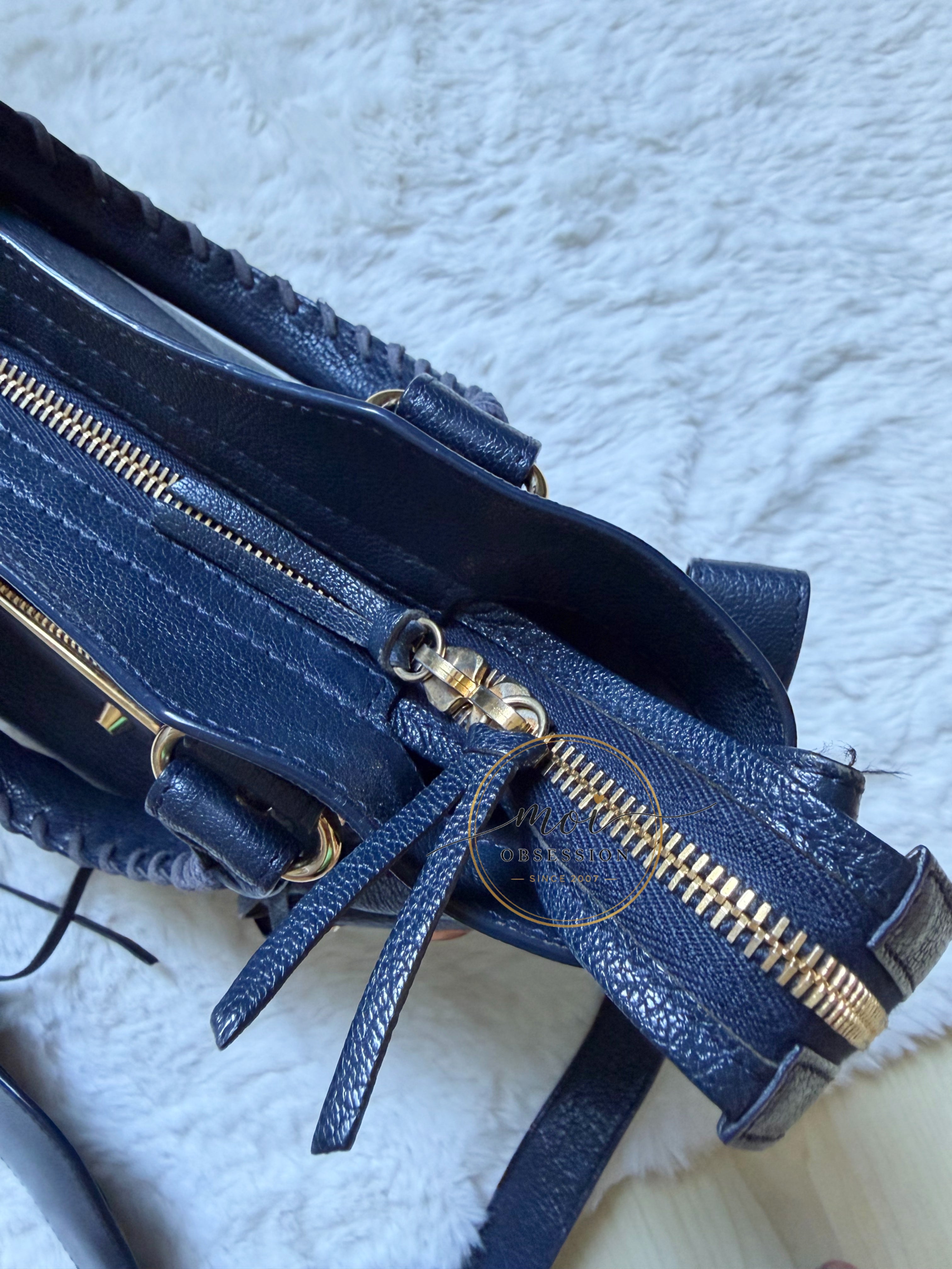 Balenciaga Town Metallic Edge Navy Blue Shoulder Bag GHW – Pre-Owned