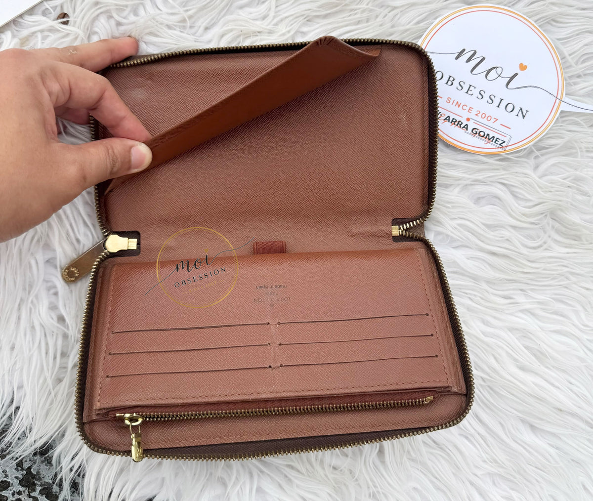 LOUIS VUITTON ZIPPY ORGANIZER LONG WALET